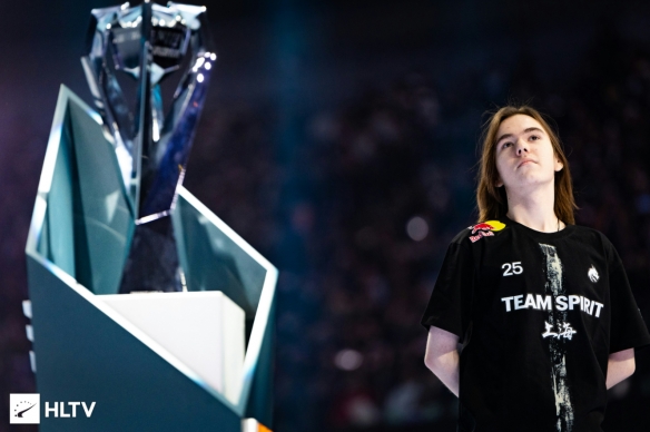 【战报】2021KPL春季赛常规赛第二轮W1D4，深圳DYG 1-3 佛山GK