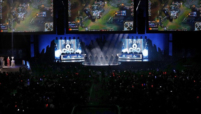 恭喜南京Hero久竞晋级2025KPL夏季赛常规赛第二轮A组！